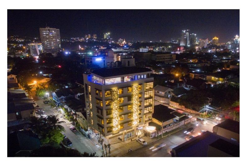 Premiere Citi Suites Cebu Zewnętrze zdjęcie